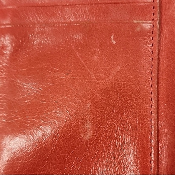 **SOLD DO NOT BUY**HOBO Alice Kiss Lock Wallet Soft Textured Leather Vintage - Picture 7 of 9